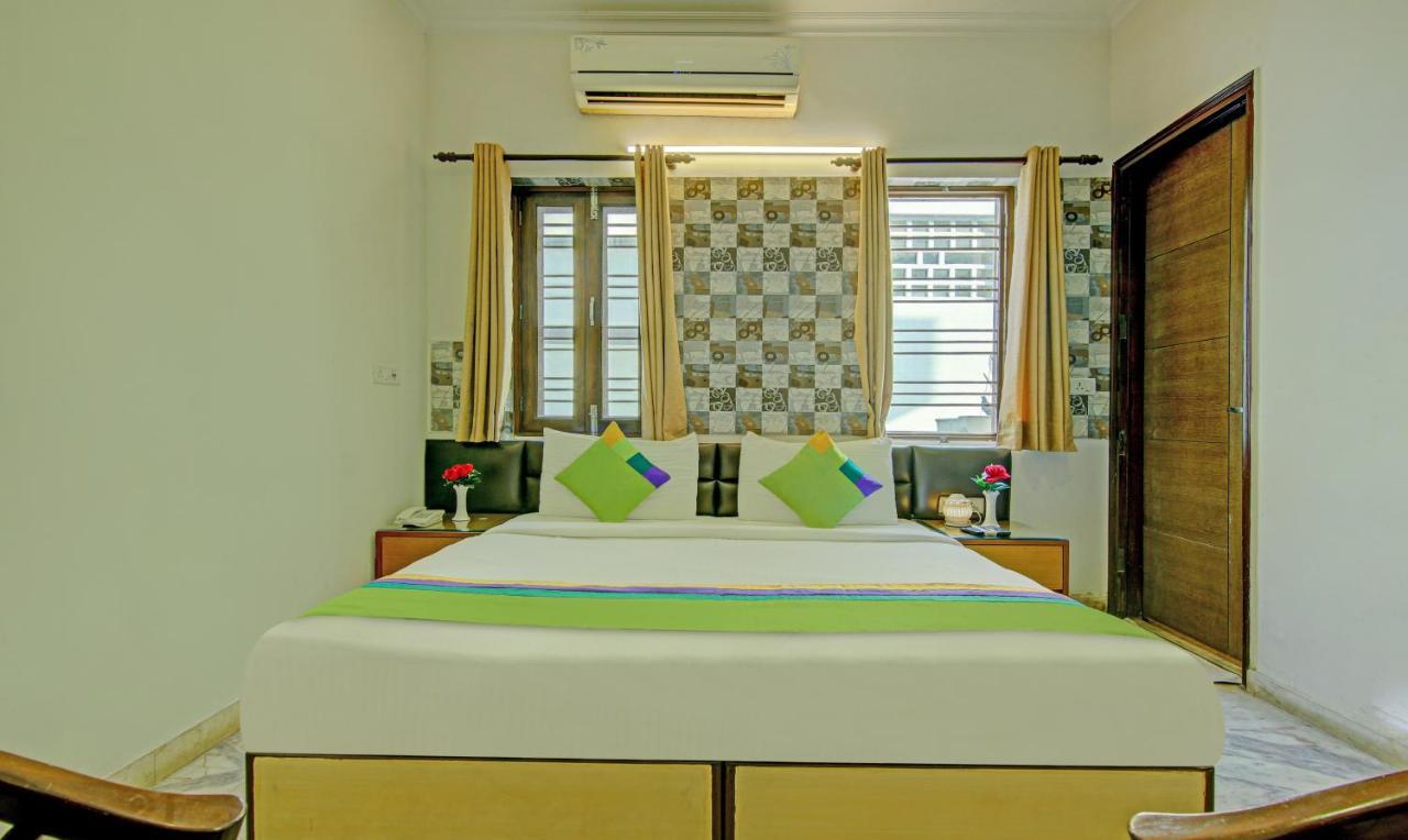 Itsy Hotels Swastika Inn Sector 26 诺伊达 外观 照片