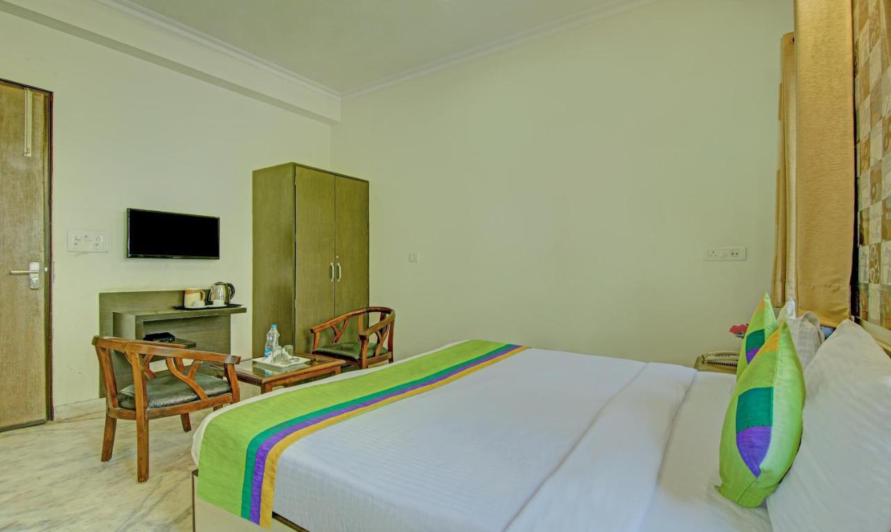 Itsy Hotels Swastika Inn Sector 26 诺伊达 外观 照片