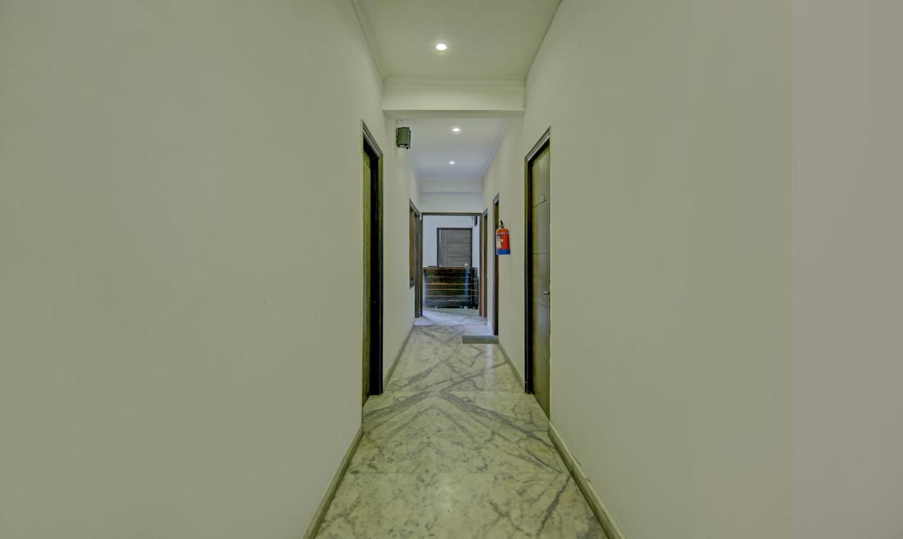 Itsy Hotels Swastika Inn Sector 26 诺伊达 外观 照片